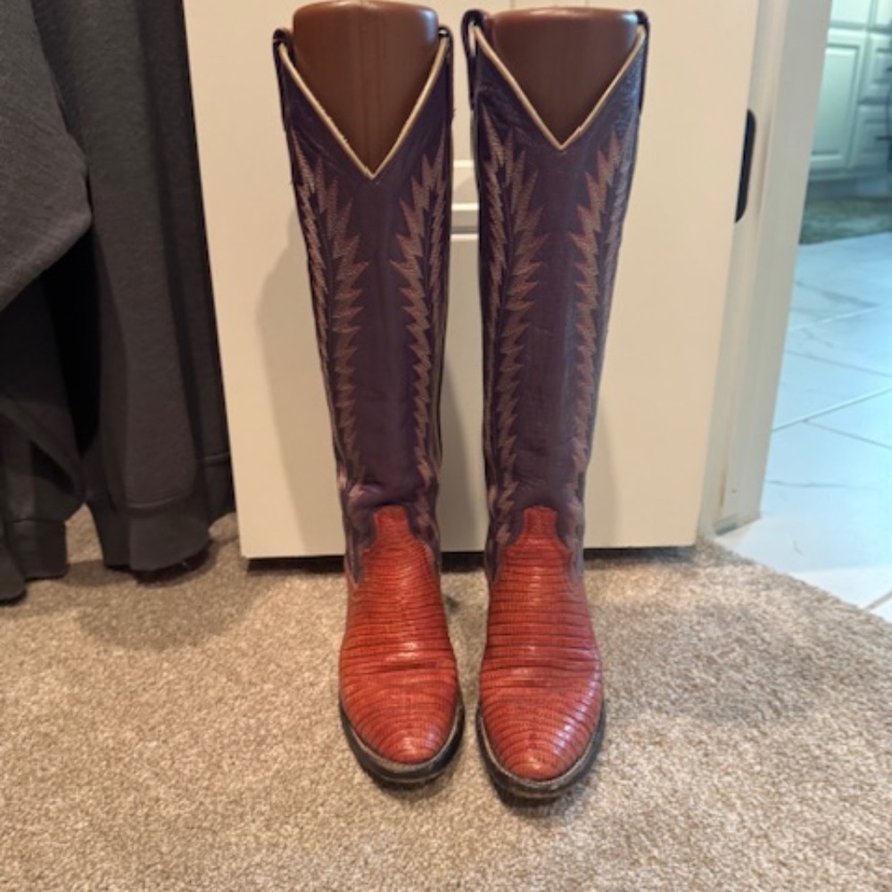 LARRY MAHAN LIZARD SKIN PINK BOOTS SIZE 4 to 4-1/2